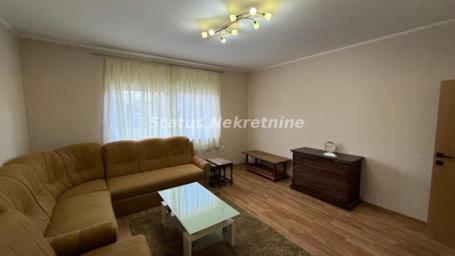 Futog-Dvojna Porodična kuća 100 m2 u blizini Sportskog Centra i Bazena-065/385 8880