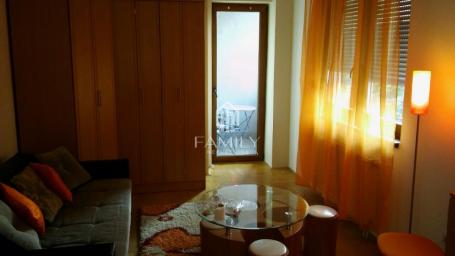 Jednosoban 28 m², Grbavica, Novi Sad, 5. sprat