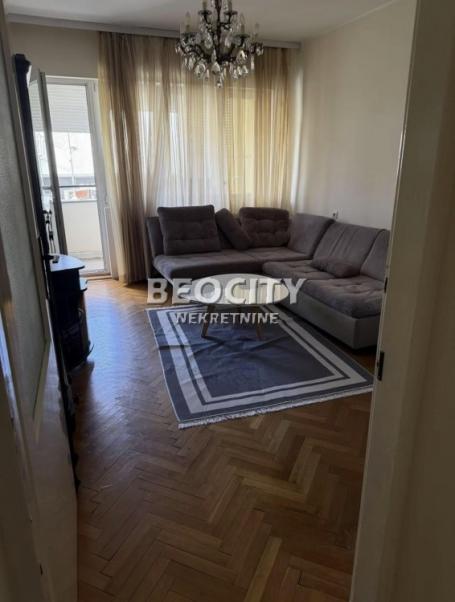 Novi Sad, Liman 2, Bulevar Cara Lazara, 2.0, 68m2, 600EUR