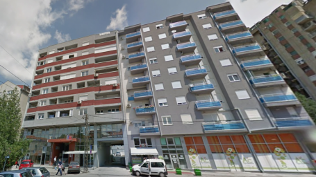 Geschäftsraum im Zentrum von Niš zu vermieten
