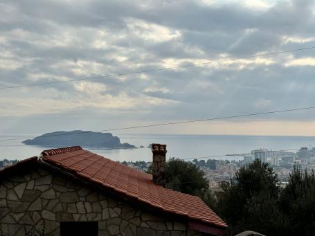 Plot of 389 m2 in one of the districts of Budva - Maine