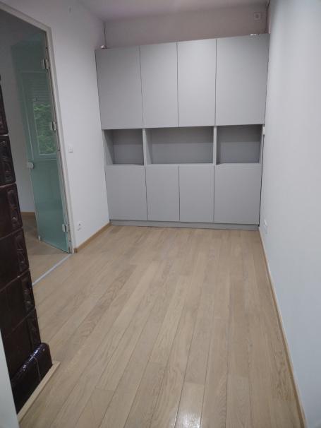 Poslovni prostor, Sindjelićev Trg