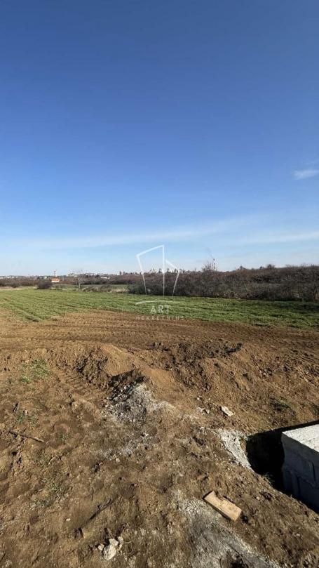 Savska-Makiška terasa, 38,54 Ari, gradjevinska parcela ID#15355
