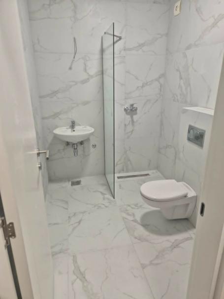 Prodajem nov stan 42m2 u Novom Sadu