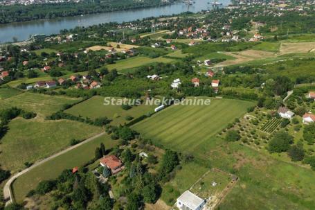 Kuća 322 m², 3 kupatila, Ledinci, Novi Sad-Hitno
