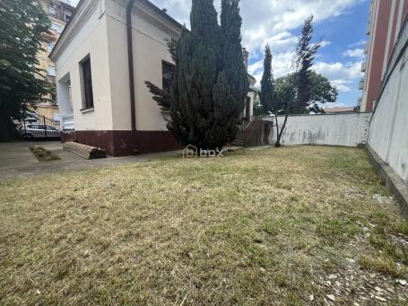 Poslovni prostor, 100m2, Centar (Kej)