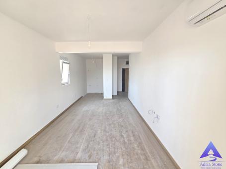 Budva Lazi 147.000 € Stan Prodaja