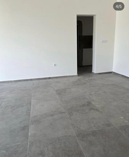 Poslovni prostor, 45m2, Masline, IZDAVANJE