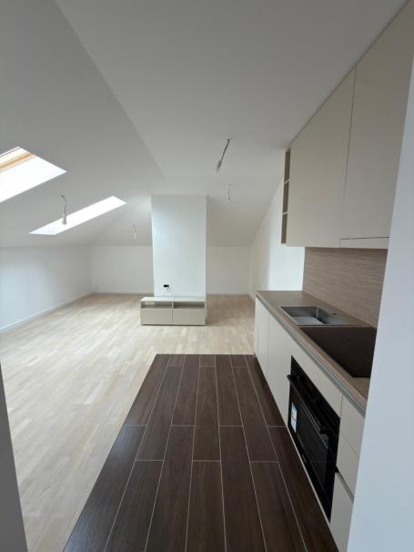 Stan 52 m² na Prodaju – Tološi, Podgorica