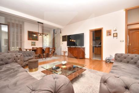 Prodaja, Trosoban stan, Podgorica, Kruševac, 141m2