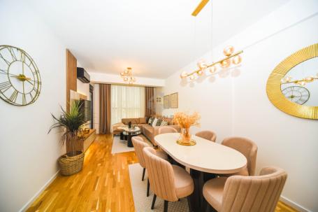 Dvosoban stan 67m2 + garaža, Stari Aerodrom - Podgorica