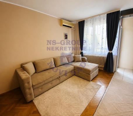 Dvoiposoban stan na Novom Naselju, 49m2