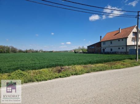 Plac 43 ara, Piroman, Obrenovac - 21.500€