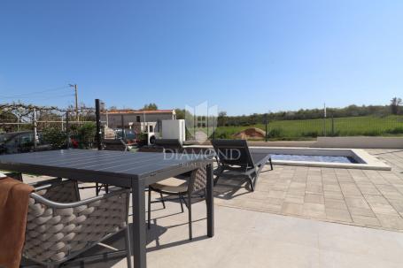 Poreč Poreč 399.000 € Kuća Prodaja