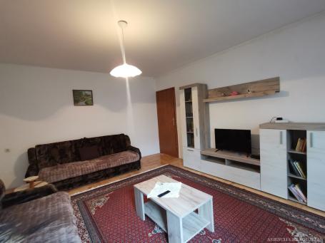 Izdavanje, Kuća, 65m2 , Vašarište